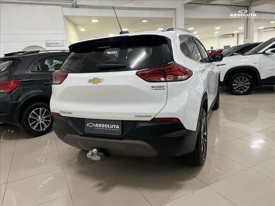 CHEVROLET-TRACKER-2023