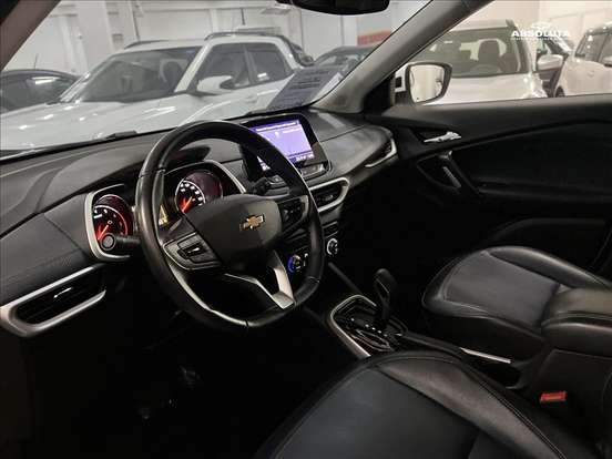 CHEVROLET-TRACKER-2023