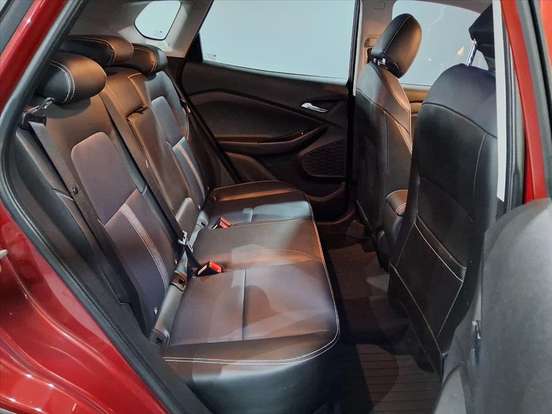 CHEVROLET-TRACKER-2023