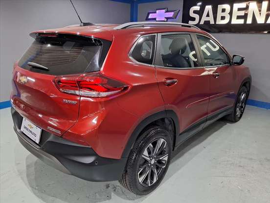 CHEVROLET-TRACKER-2023