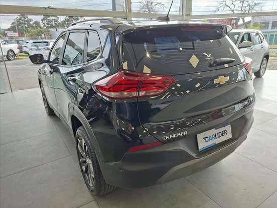 CHEVROLET-TRACKER-2024