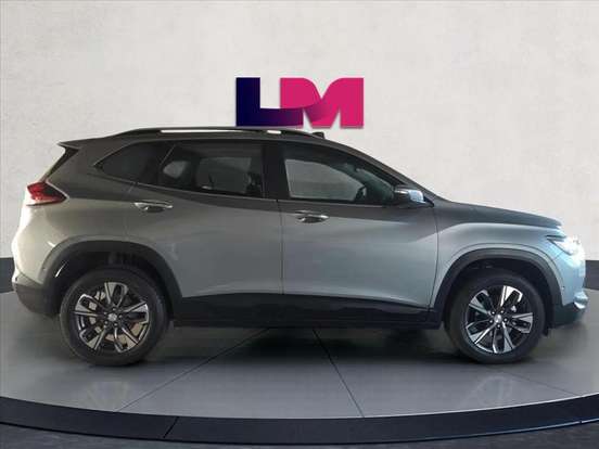 CHEVROLET-TRACKER-2025