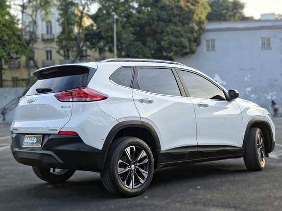 CHEVROLET-TRACKER-2023