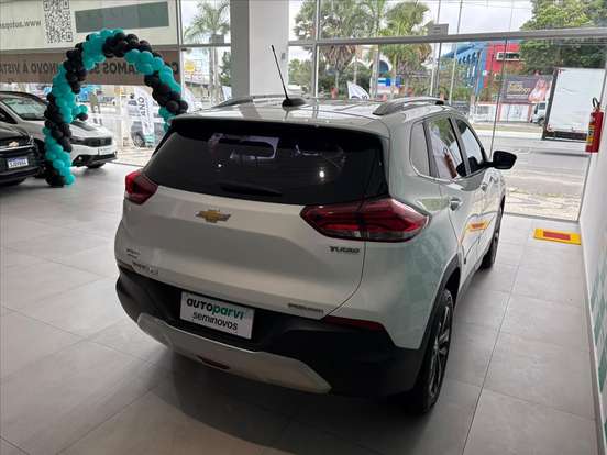 CHEVROLET-TRACKER-2020