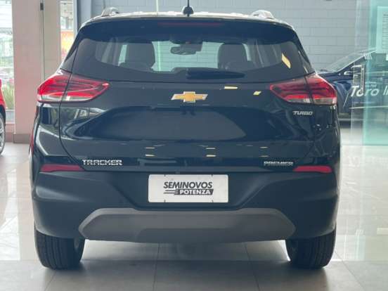 CHEVROLET-TRACKER-2023