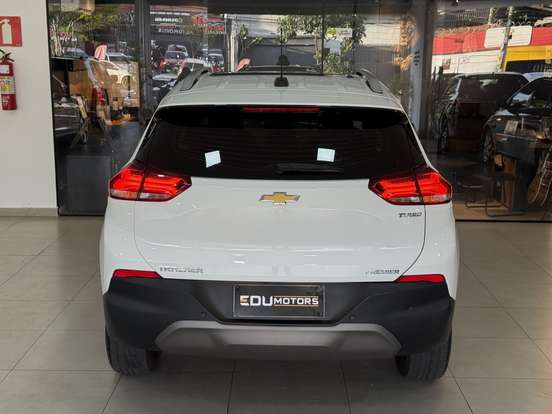 CHEVROLET-TRACKER-2024
