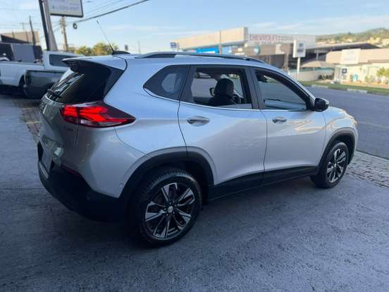CHEVROLET-TRACKER-2022