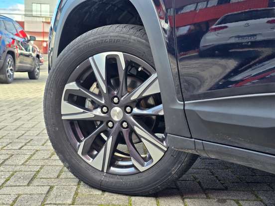CHEVROLET-TRACKER-2023