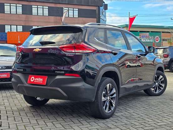 CHEVROLET-TRACKER-2023