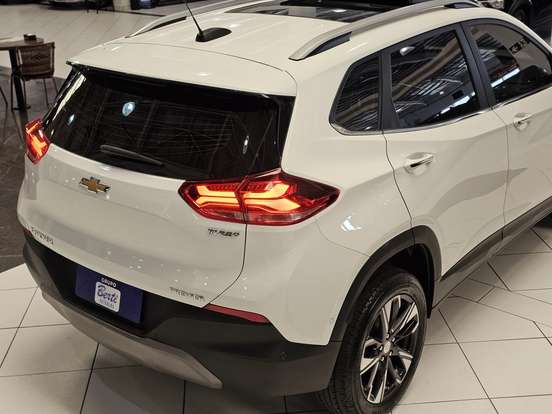 CHEVROLET-TRACKER-2022