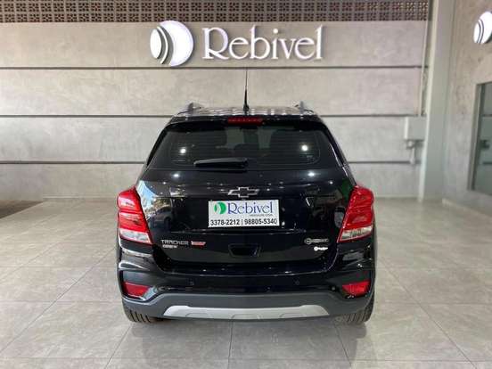 CHEVROLET-TRACKER-2019