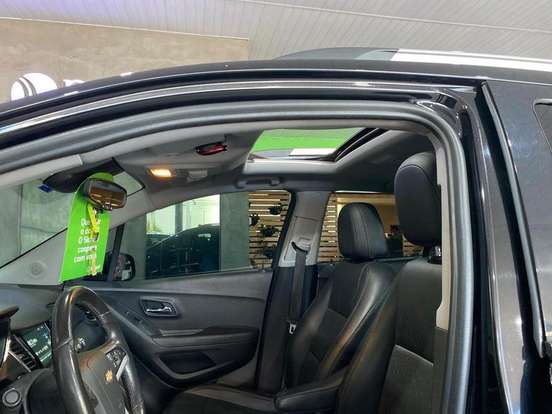 CHEVROLET-TRACKER-2019