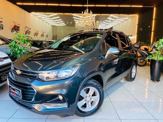 CHEVROLET-TRACKER-2018