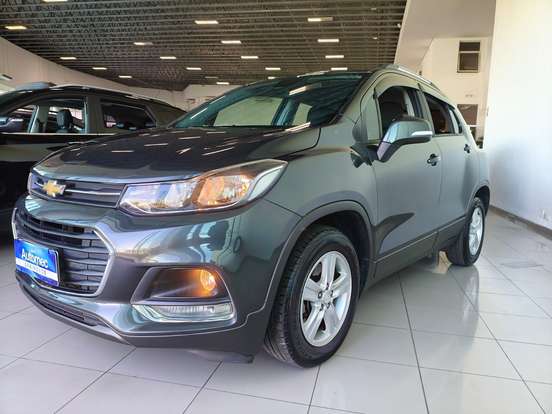 CHEVROLET-TRACKER-2018