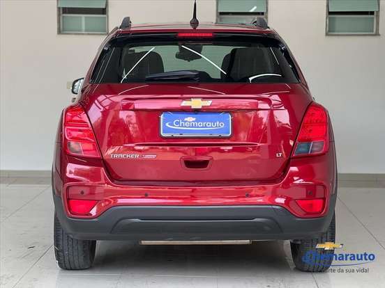 CHEVROLET-TRACKER-2018