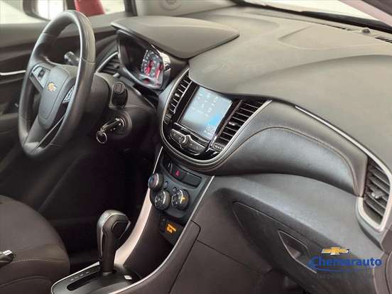 CHEVROLET-TRACKER-2018