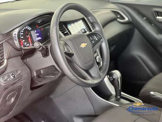 CHEVROLET-TRACKER-2018