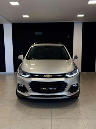 CHEVROLET-TRACKER-2017