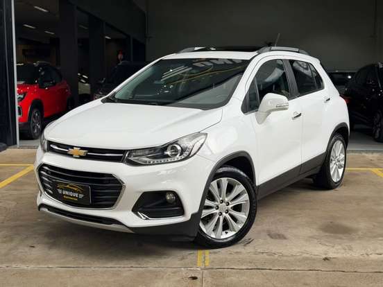 CHEVROLET-TRACKER-2018