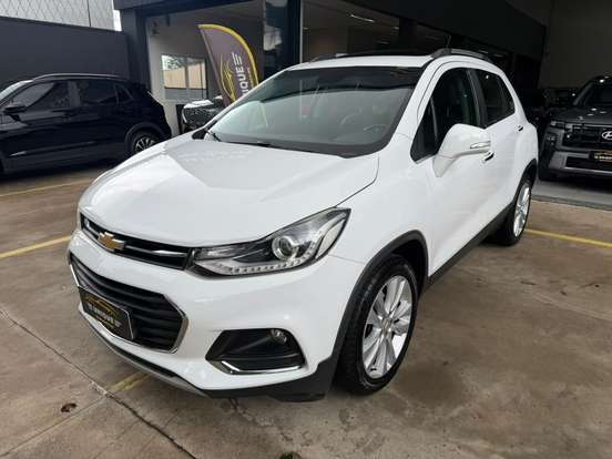 CHEVROLET-TRACKER-2018
