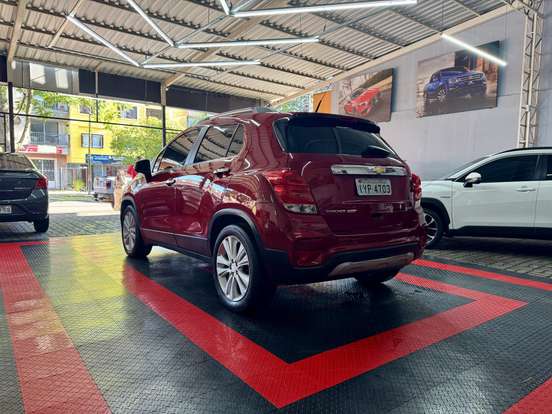 CHEVROLET-TRACKER-2018