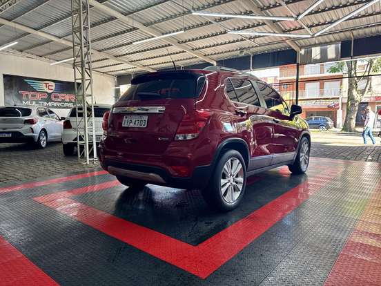 CHEVROLET-TRACKER-2018