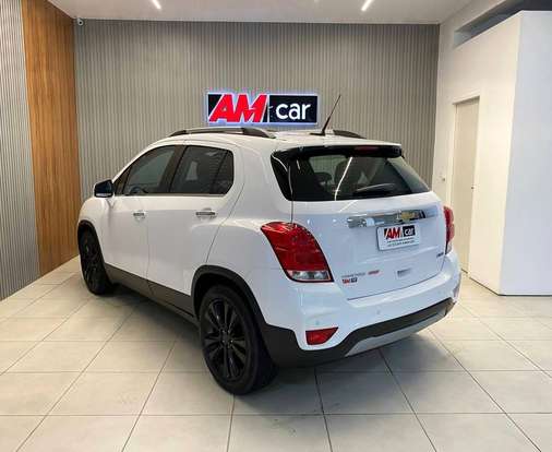 CHEVROLET-TRACKER-2018
