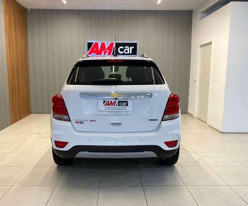 CHEVROLET-TRACKER-2018