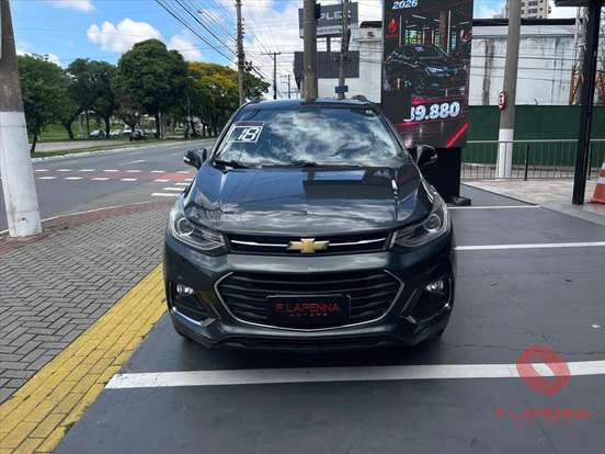 CHEVROLET-TRACKER-2017