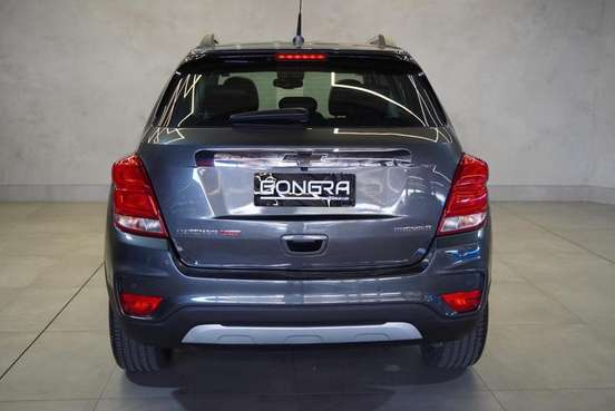 CHEVROLET-TRACKER-2018
