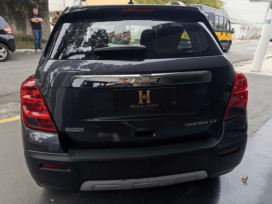 CHEVROLET-TRACKER-2013