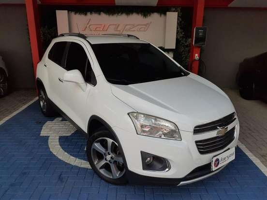 CHEVROLET-TRACKER-2015
