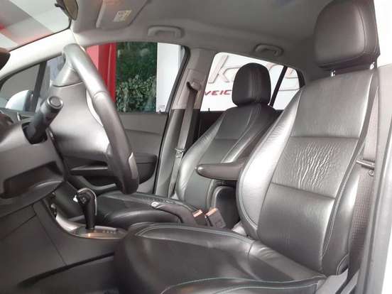 CHEVROLET-TRACKER-2015