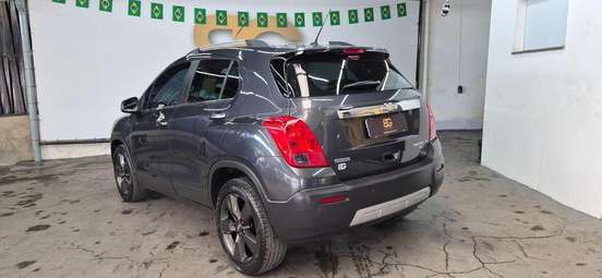 CHEVROLET-TRACKER-2014