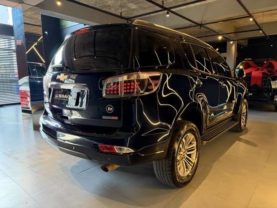 CHEVROLET-TRAILBLAZER-2024