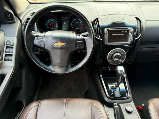 CHEVROLET-TRAILBLAZER-2014
