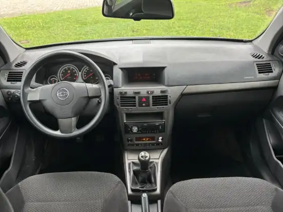 CHEVROLET-VECTRA-2.0 MPFI GT HATCH 8V FLEX 4P MANUAL CHEVROLET-VECTRA-2008