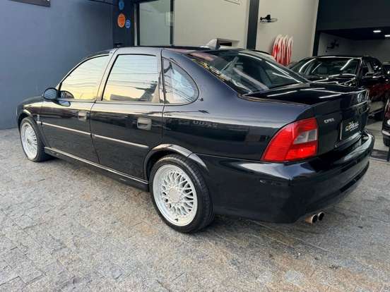 CHEVROLET-VECTRA-2.0 MPFI GLS 8V GASOLINA 4P MANUAL CHEVROLET-VECTRA-2000