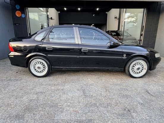 CHEVROLET-VECTRA-2000