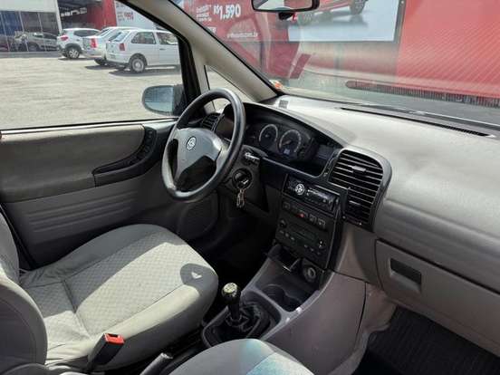 CHEVROLET-ZAFIRA-2.0 MPFI COMFORT 8V FLEX 4P MANUAL CHEVROLET-ZAFIRA-2012