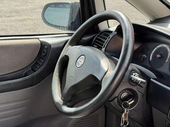 CHEVROLET-ZAFIRA-2012