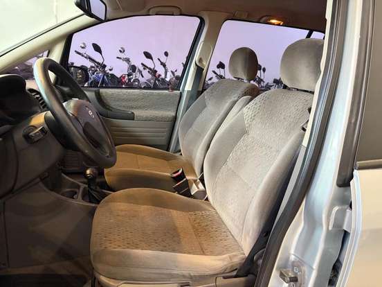 CHEVROLET-ZAFIRA-2008