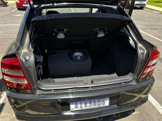 CHEVROLET-ASTRA-2011