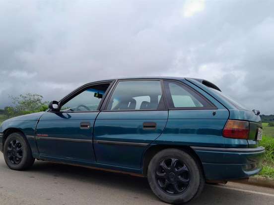 CHEVROLET-ASTRA-2.0 MPFI GLS 8V GASOLINA 4P MANUAL CHEVROLET-ASTRA-1995
