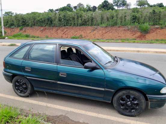 CHEVROLET-ASTRA-2.0 MPFI GLS 8V GASOLINA 4P MANUAL CHEVROLET-ASTRA-1995