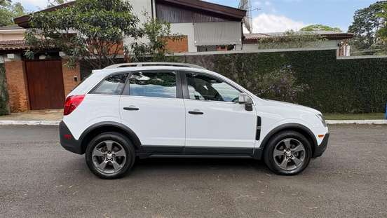 CHEVROLET-CAPTIVA-2015