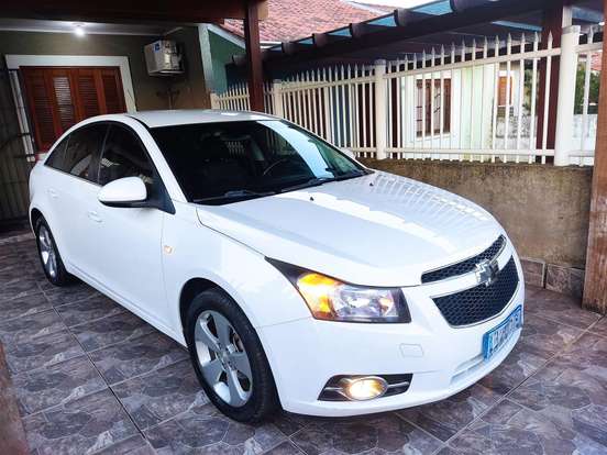 CHEVROLET-CRUZE-2014