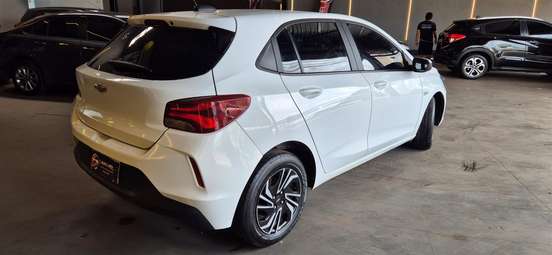 CHEVROLET-ONIX-2023