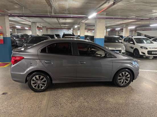 CHEVROLET-ONIX-2019
