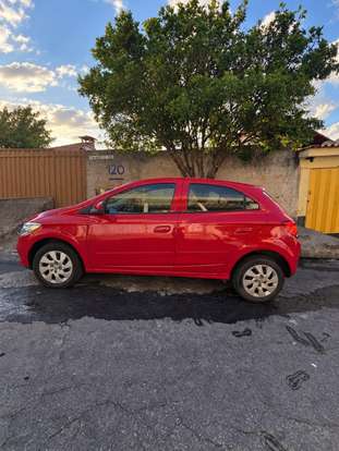 CHEVROLET-ONIX-2013